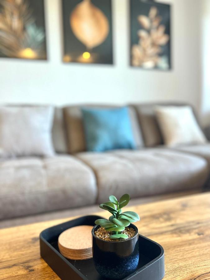 Stilvolles Apartment Mit Laendlichem Ausblick Hattingen Esterno foto